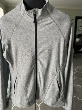 Lightweight Heather Gray Full-Zip workout Jacket